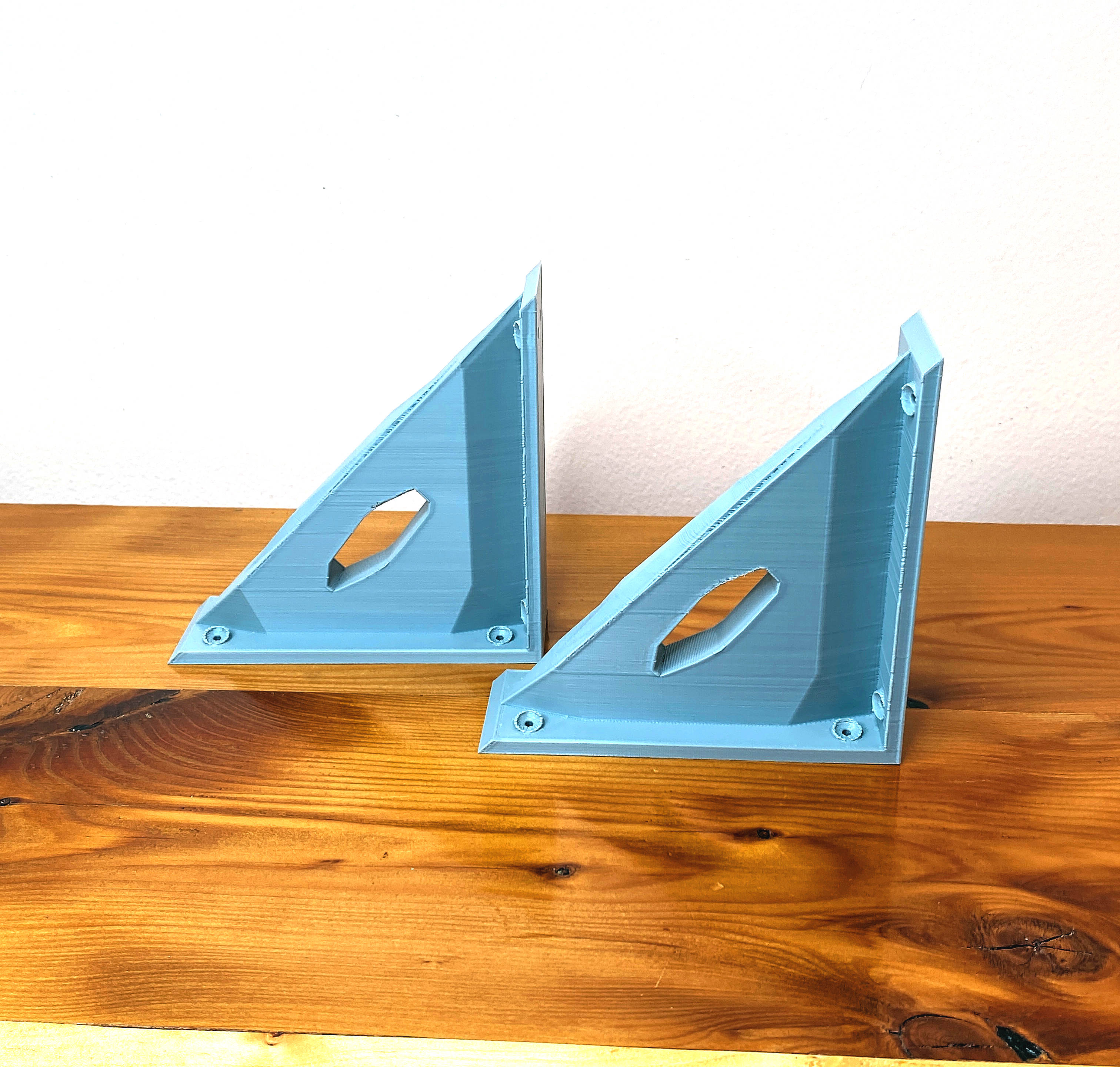 Geometric Shelf Brackets Modern Design Storage Solutions Wall Mount Support Stylish Home Decor Minimalist Display Holders Polygonal Shape