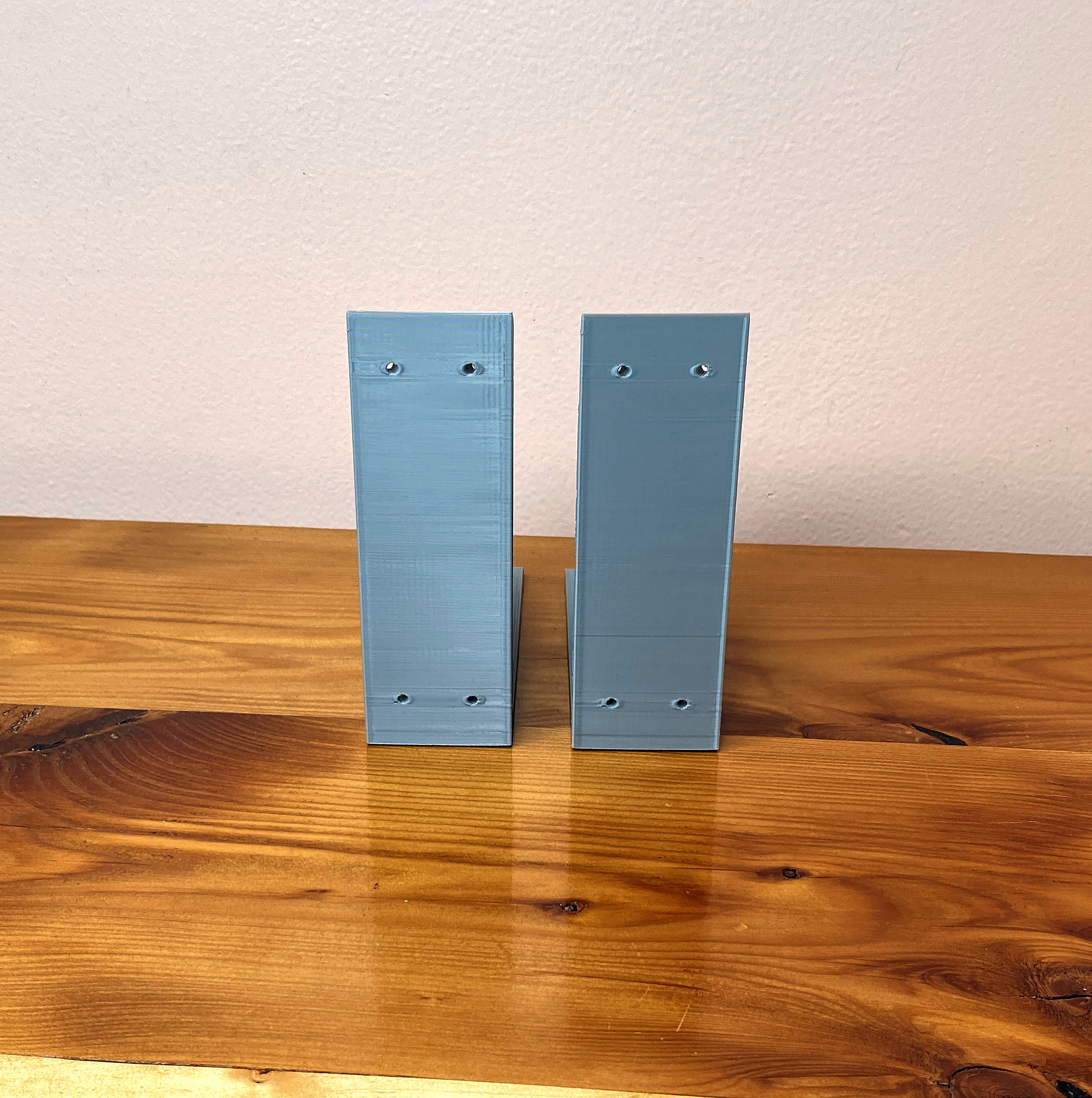 Geometric Shelf Brackets Modern Design Storage Solutions Wall Mount Support Stylish Home Decor Minimalist Display Holders Polygonal Shape