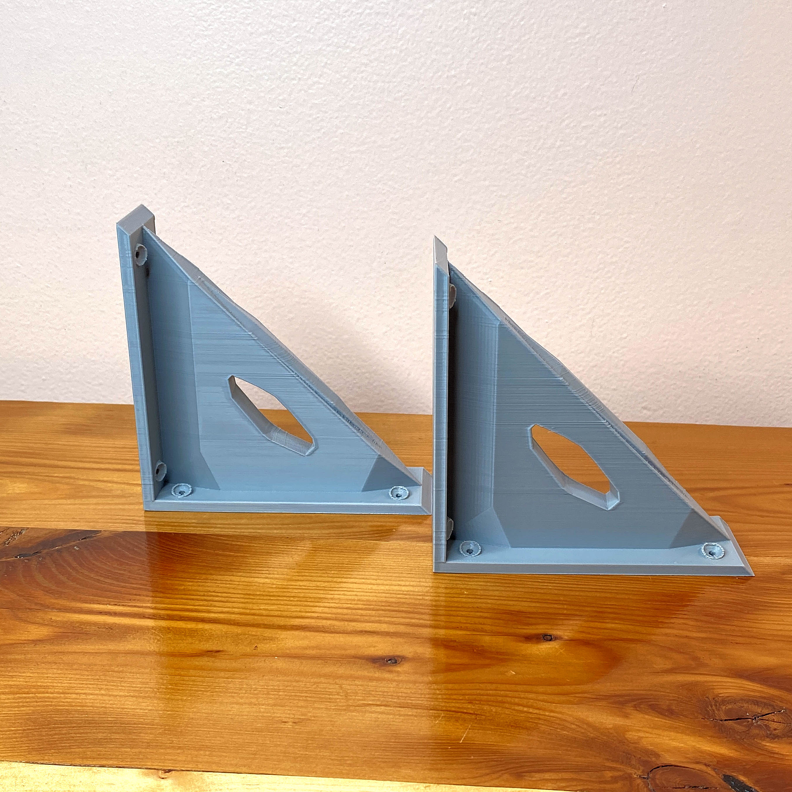 Geometric Shelf Brackets Modern Design Storage Solutions Wall Mount Support Stylish Home Decor Minimalist Display Holders Polygonal Shape