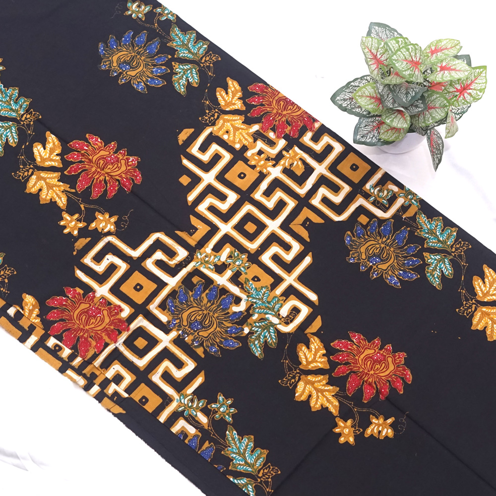 Kain Batik Cap Warna Irengan Motif Bunga Setaman
