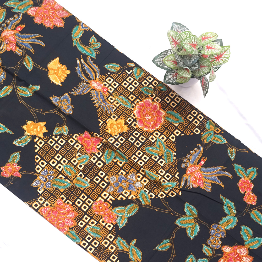 Kain Batik Cap Warna Irengan Motif Bunga Setaman