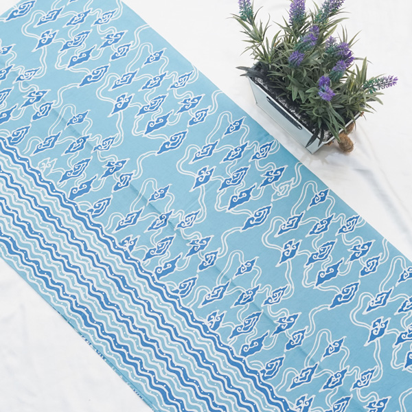 Kain Batik Cap Motif Mega Mendung Warna Pastel Kombinasi Tumpal