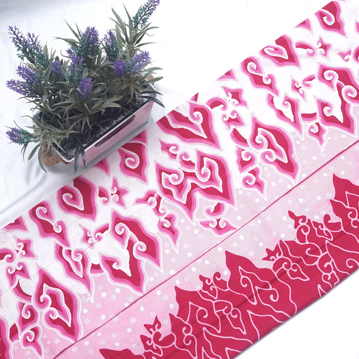 Kain Batik Tulis Motif Megamendung 3 Dimensi