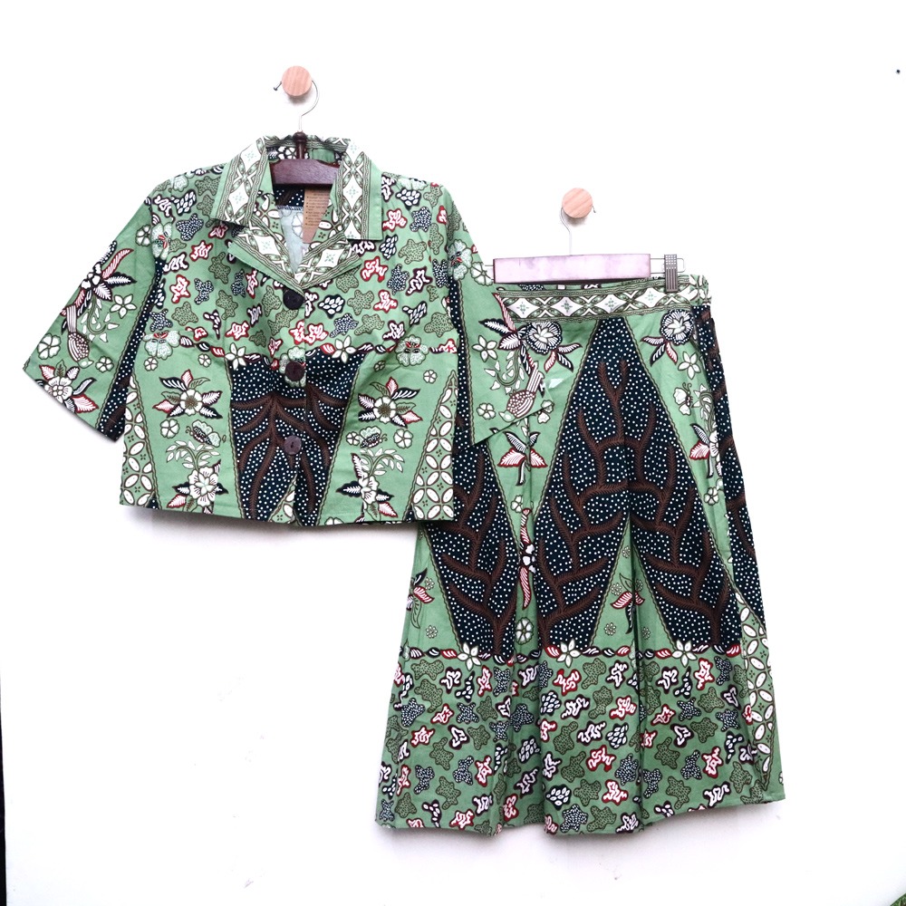 Setelan Rok 7/8 Motif Batik