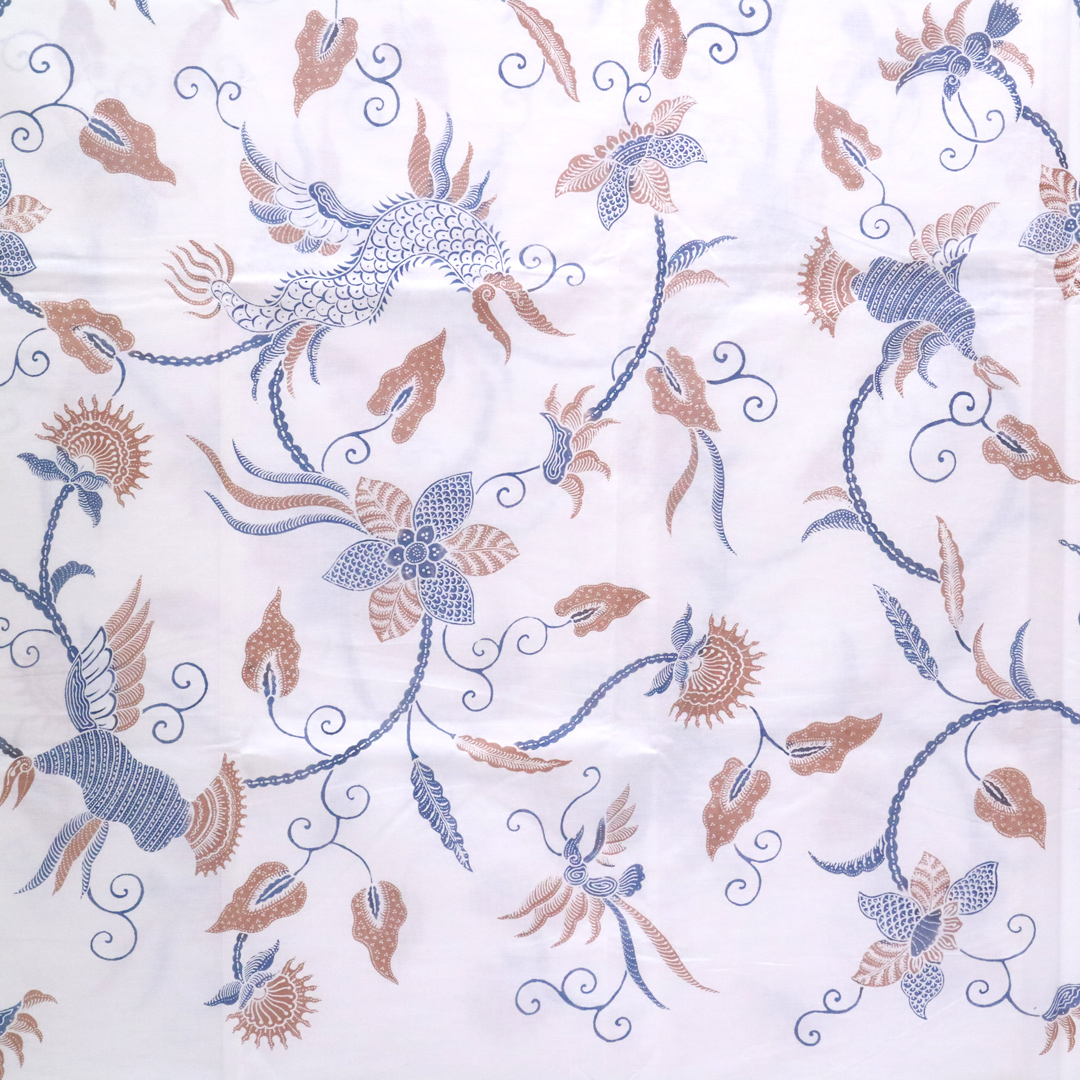 Kain Batik Bahan Katun Printing Kombinasi Malam Dasar Putih