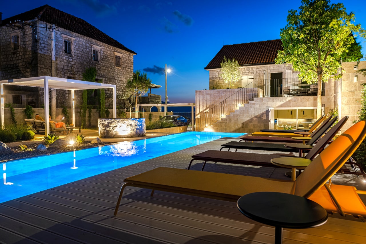 Luxury villa for rent (Tivat)