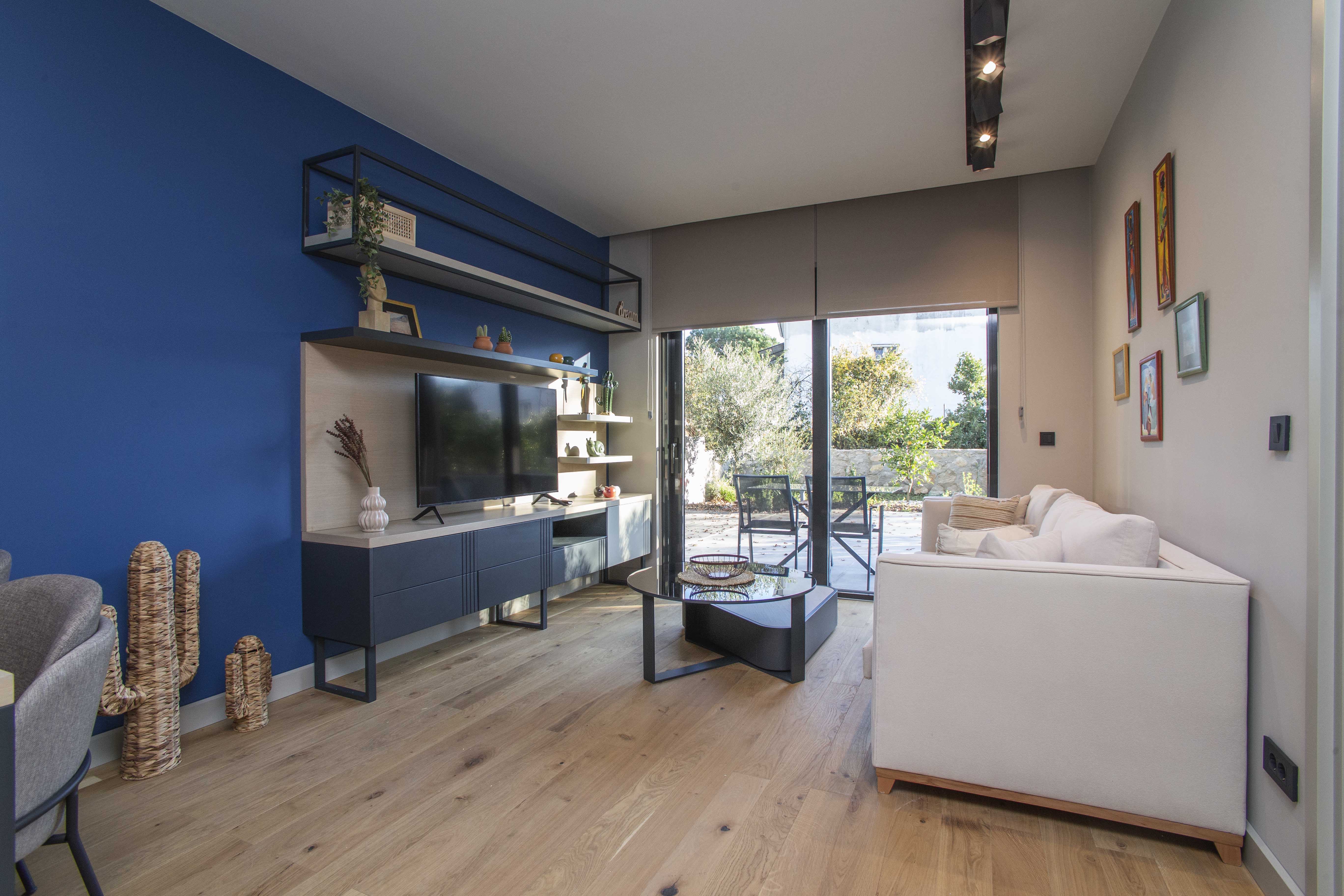Apartment for sale (garden, Tivat)