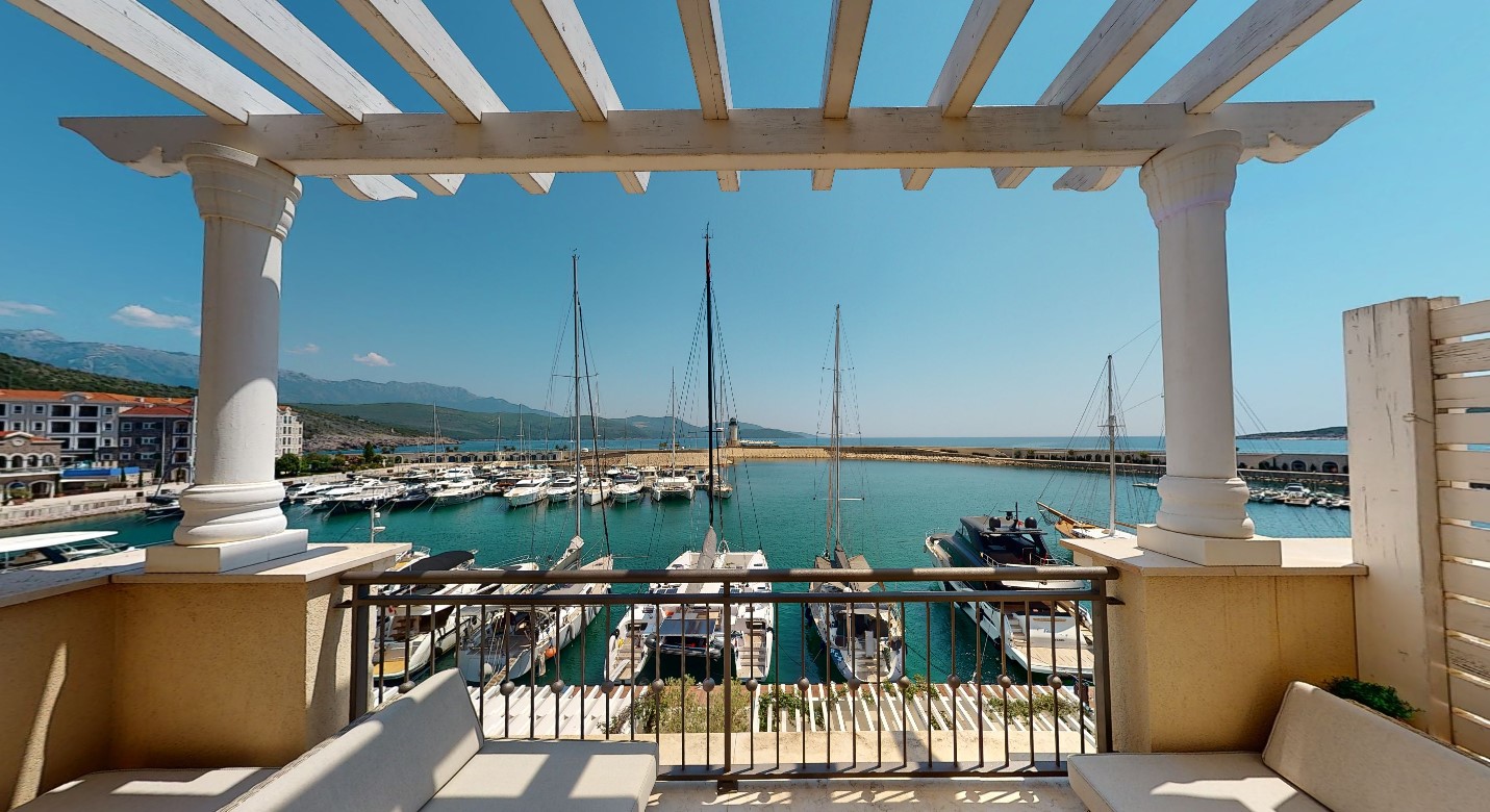 Apartment in Marina Village for sale (Luštica Bay)