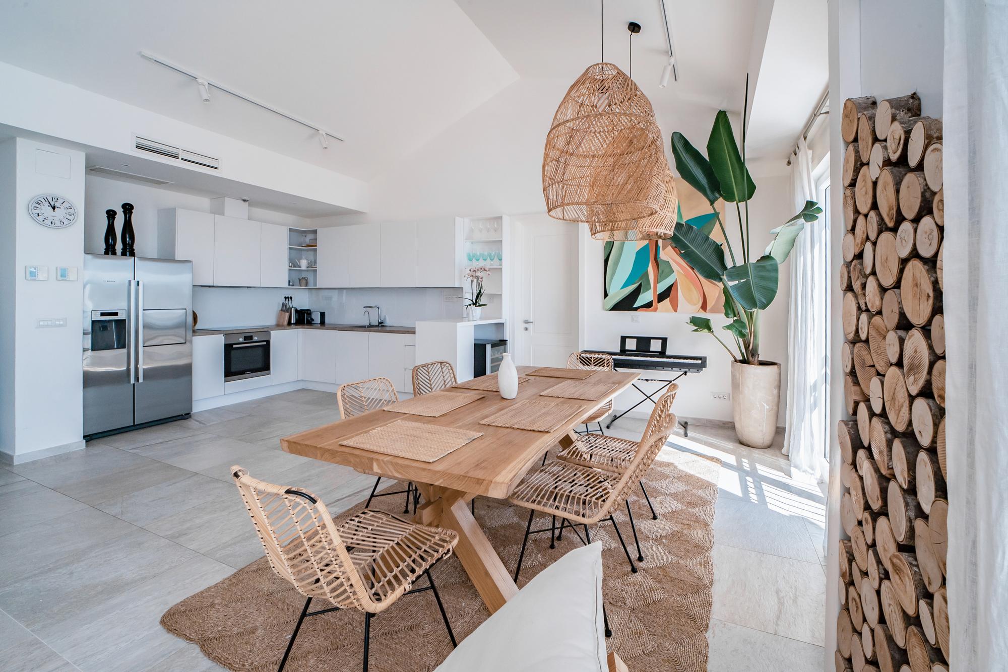 Apartment 4-bedrooms in Marina Village for sale (Luštica Bay)