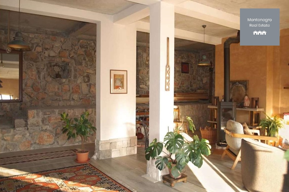 SOLD: large villa for sale (Luštica peninsula)