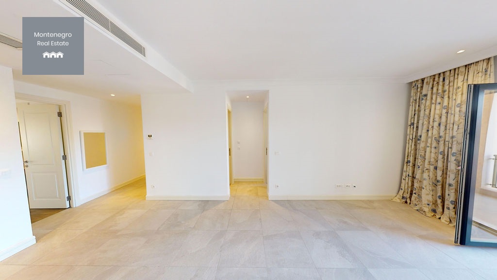 Apartment in Centrale for sale (Luštica Bay)
