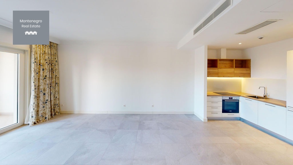 Apartment in Centrale for sale (Luštica Bay)
