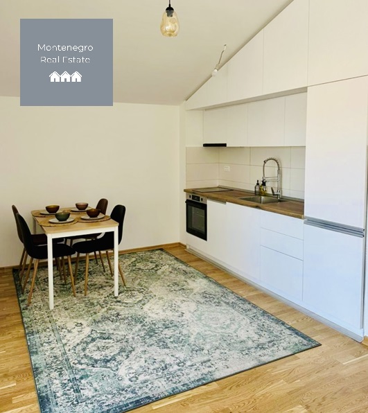 SOLD: sea view apartment for sale (Tivat)