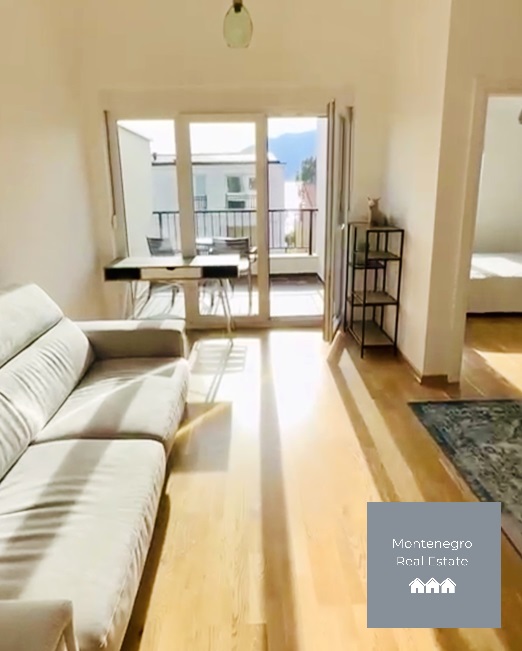 SOLD: sea view apartment for sale (Tivat)