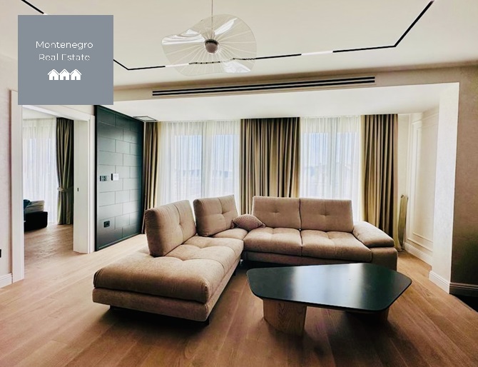 Sea view penthouse for sale or rent (Tivat)