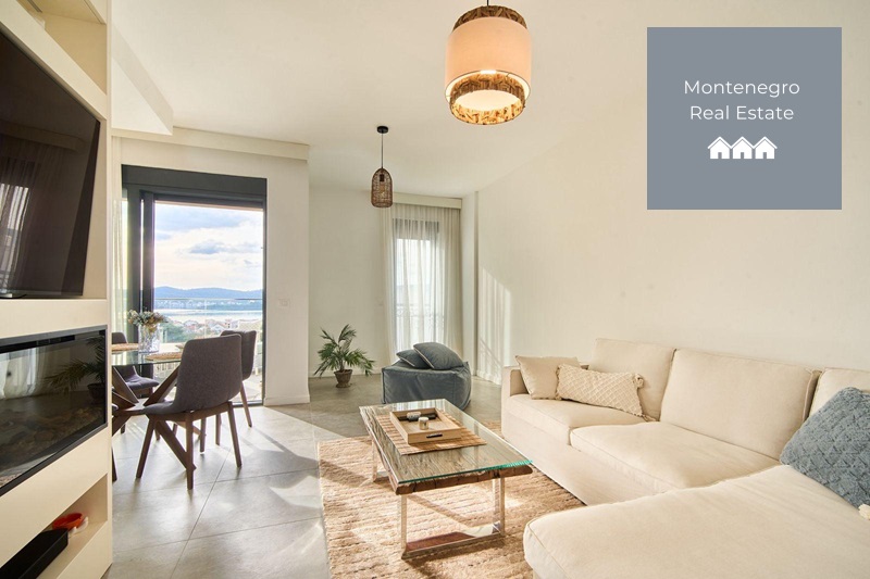 Sea view apartment for sale (Tivat)