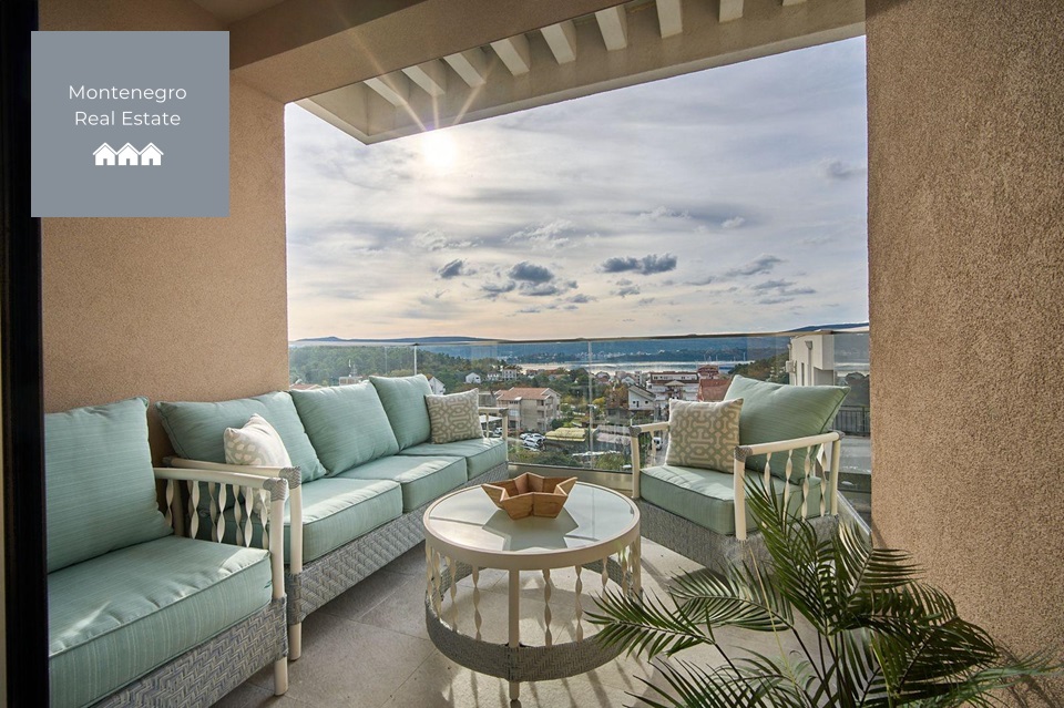 Sea view apartment for sale (Tivat)