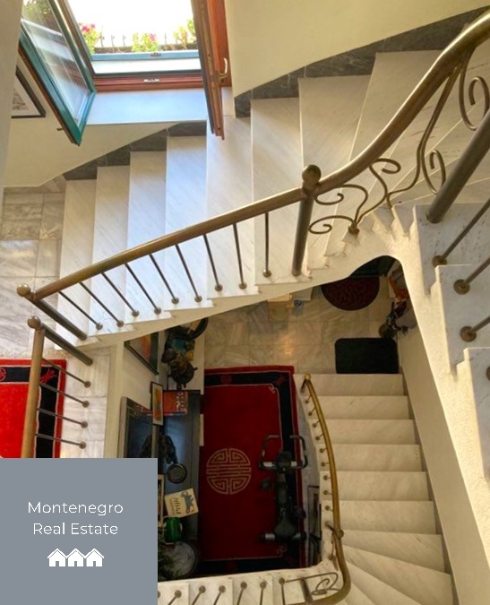 Historic villa for sale (Herceg Novi)