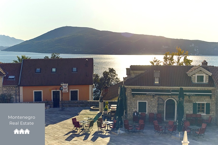 Historic villa for sale (Herceg Novi)