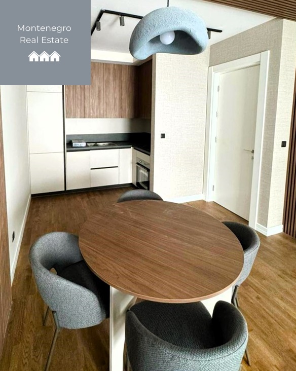 Luxury apartment for sale (Tivat)