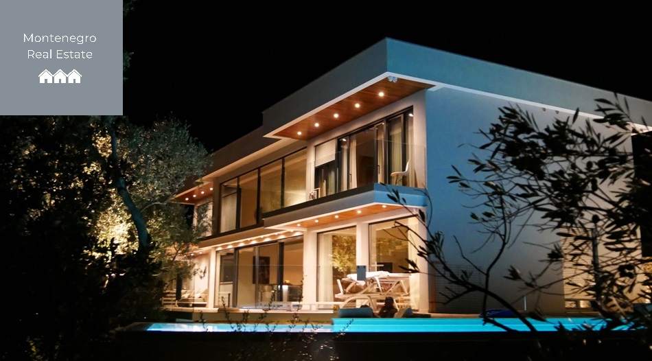Luxury villa for sale (Herceg Novi)
