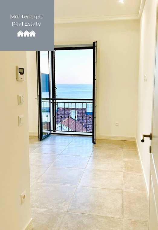Apartment in Marina Village for sale (Luštica Bay)