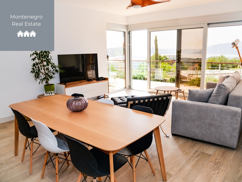 Apartment with seaview for sale (pool, Kavač)