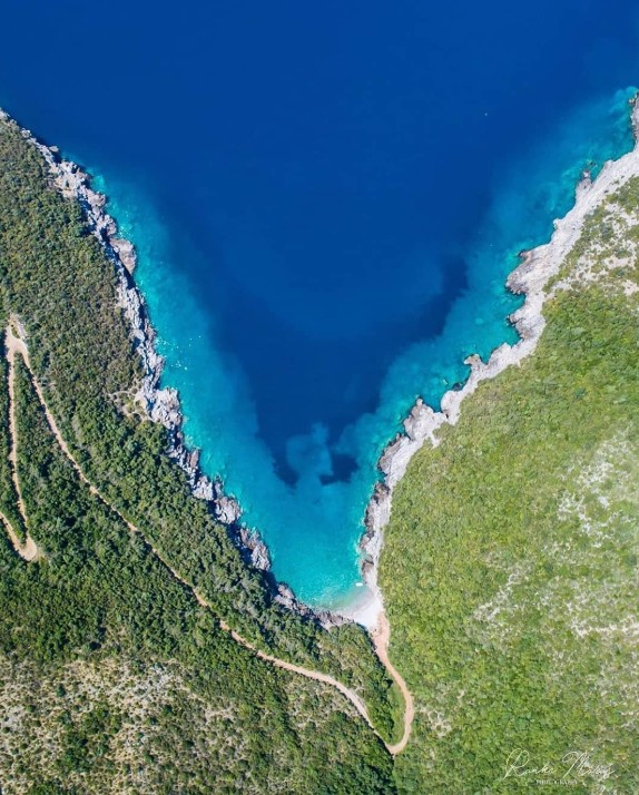 Holiday home for sale (southern Luštica Peninsula)
