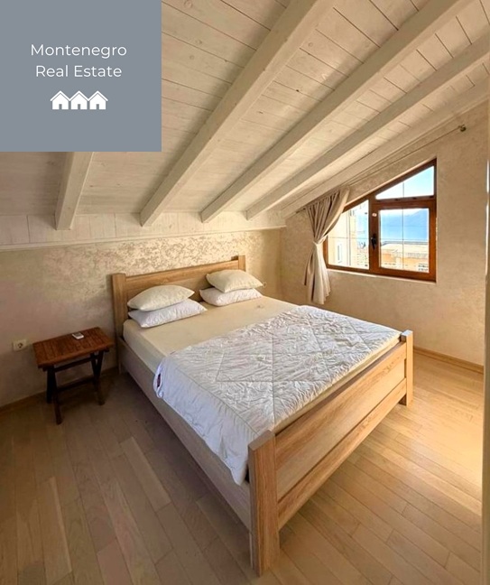Hotel with apartments for sale (Herceg Novi)