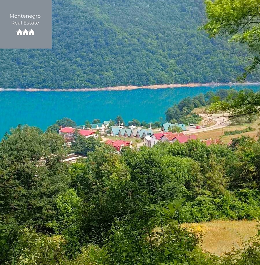 Plot for sale (Plužine)