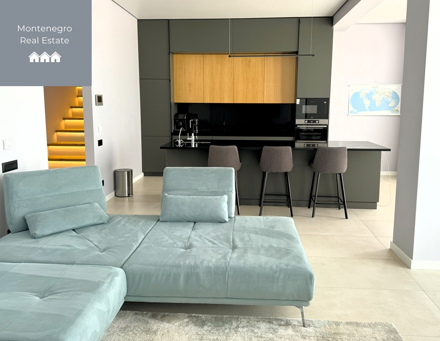 Sea view villa for sale (Kavac)
