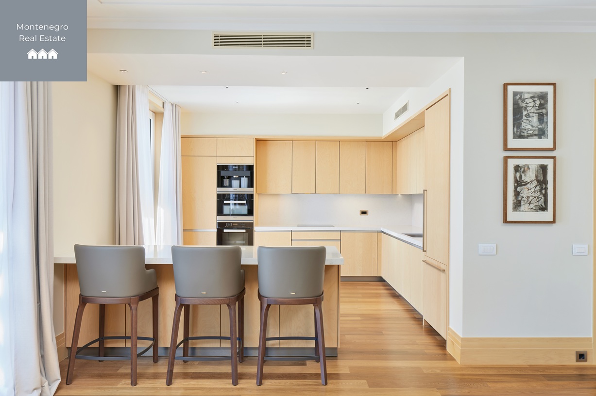 Penthouse in Porto Montenegro for sale (Tivat)