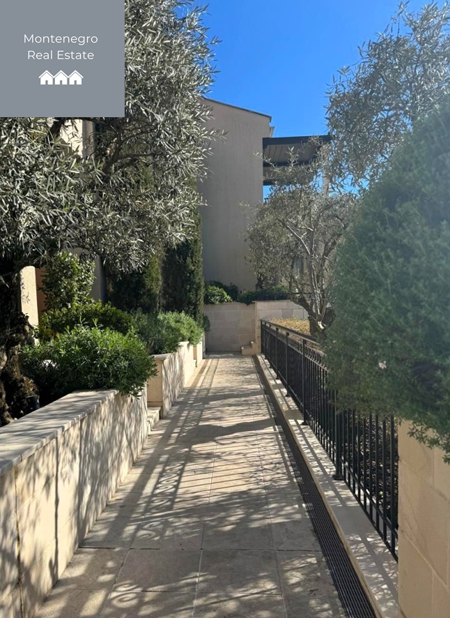 Duplex apartment in Porto Montenegro for sale (Tivat)