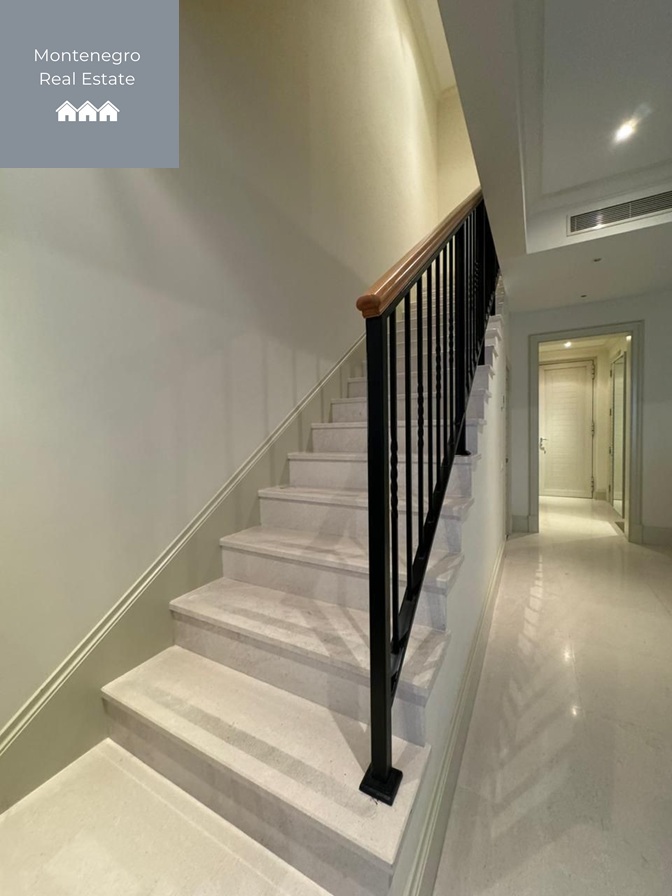 Duplex apartment in Porto Montenegro for sale (Tivat)