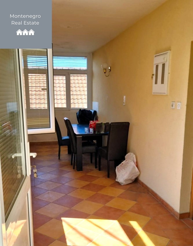 Sea view house for sale (Tivat)
