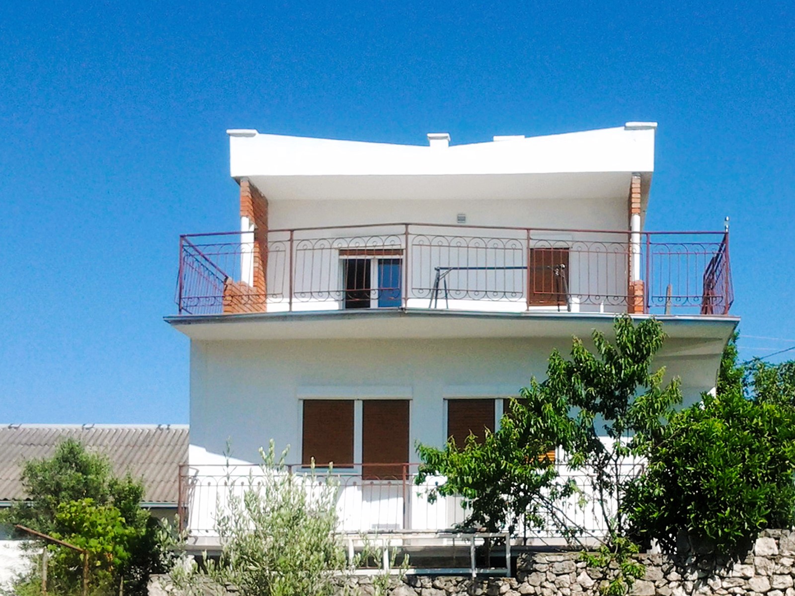 Sea view house in Dobra Voda