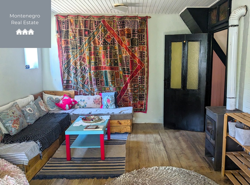 House with additional plot on the Luštica peninsula (Herceg Novi)