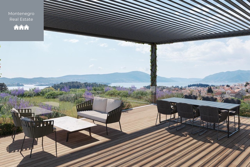 Sea view apartments with pool in Tivat