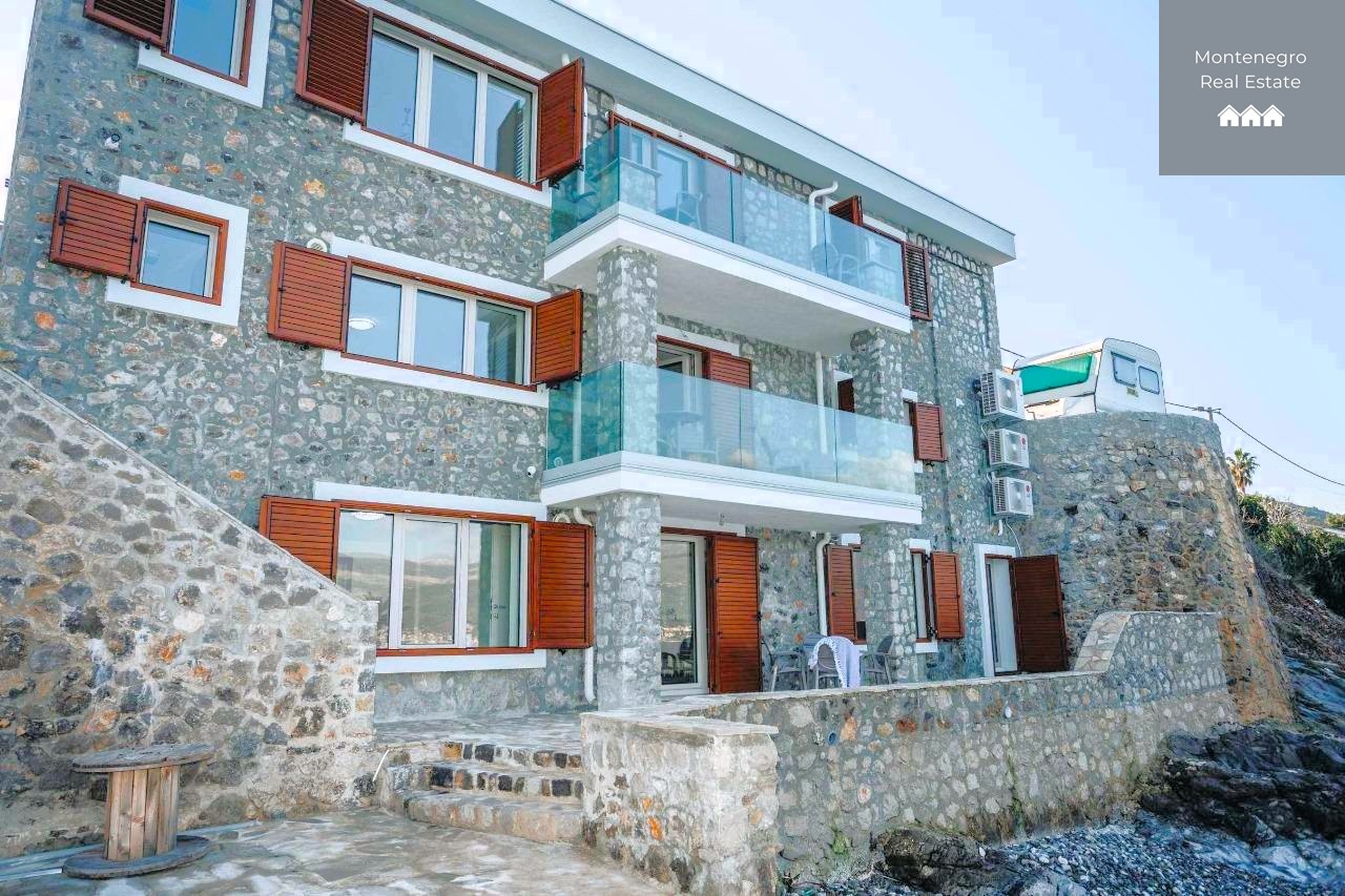 New seafront stone house with 3 apartments in Krašići (Tivat)