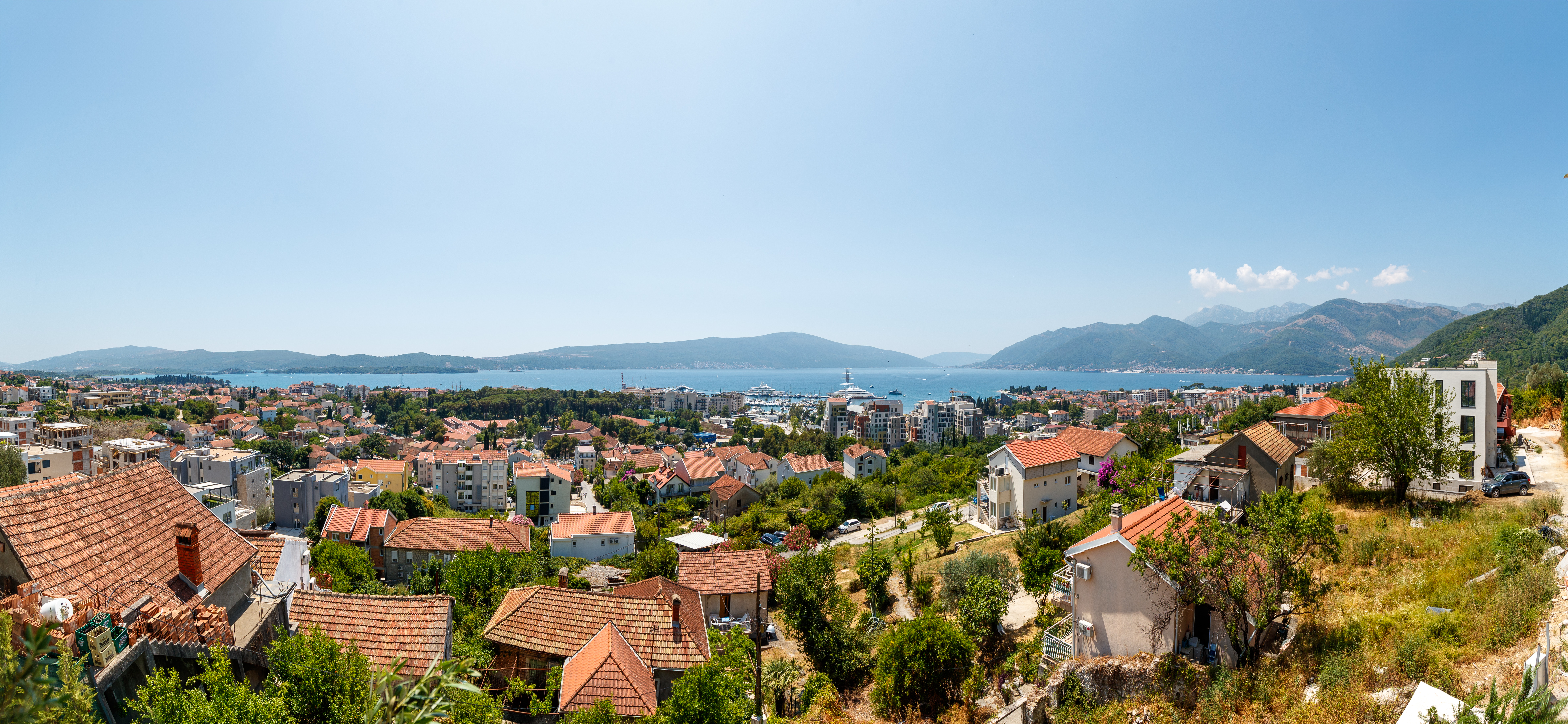 Villa with stunning sea views in Pod Kuk (Tivat)