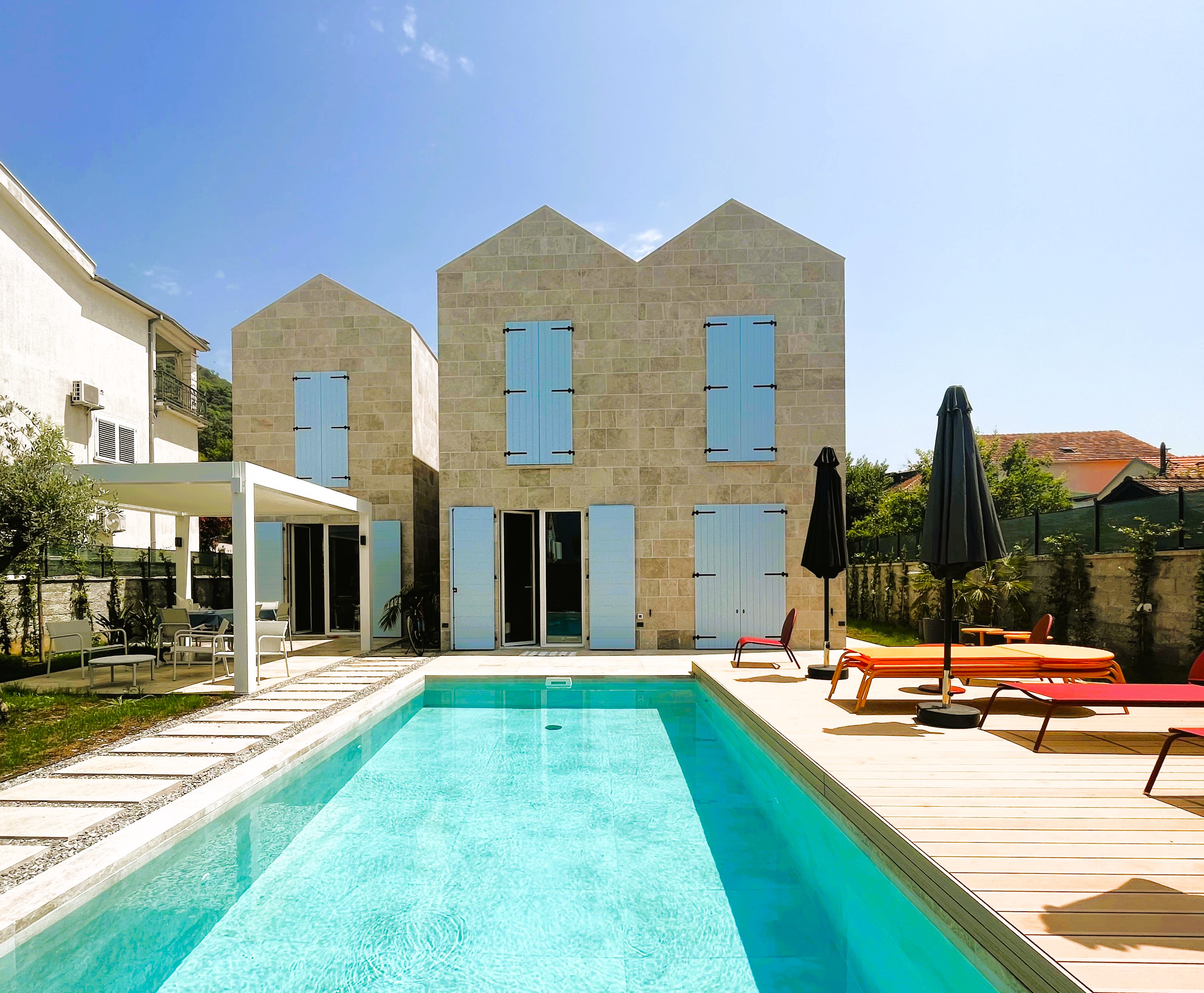Luxury villa for rent (Tivat)