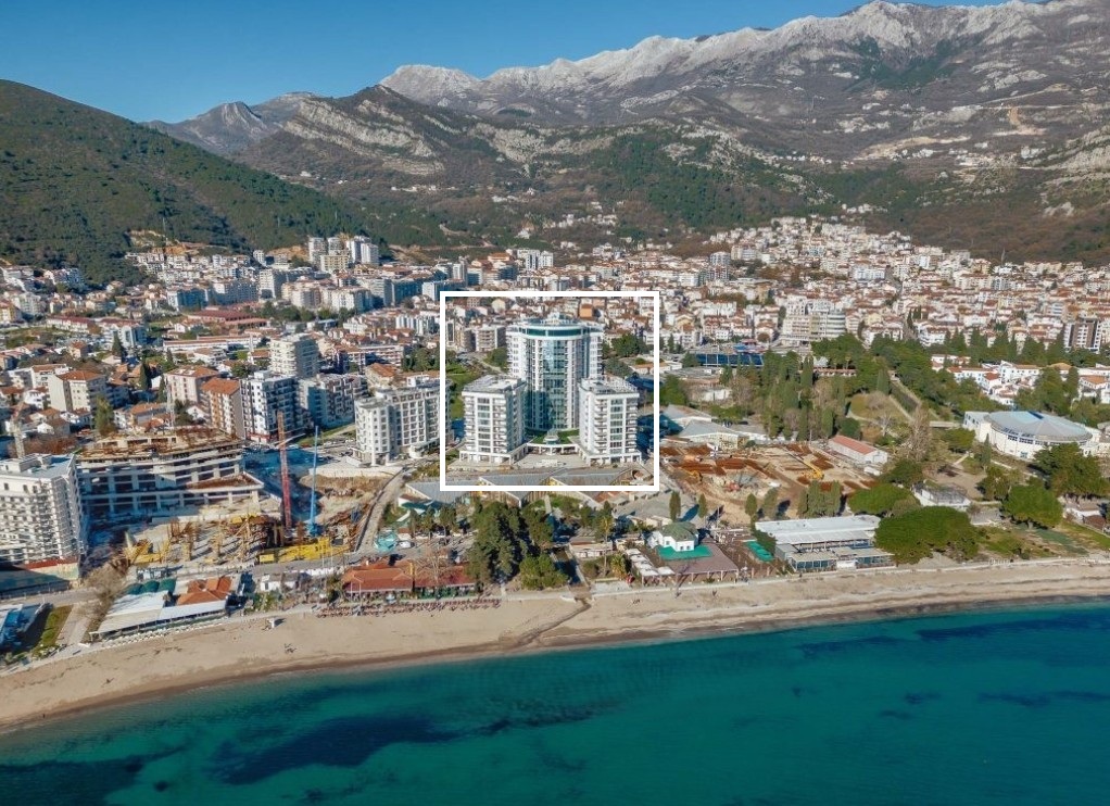 Exclusive apartment in Budva