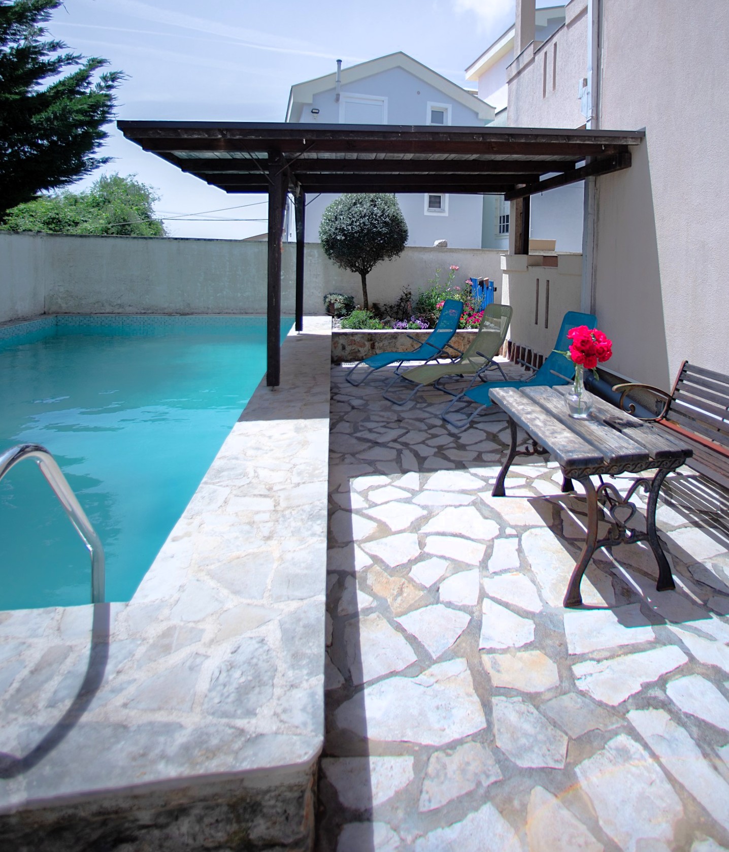 Aparthotel in Krimovice (Kotor municipality)