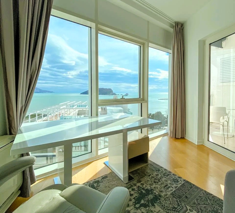 Exclusive apartment in Budva