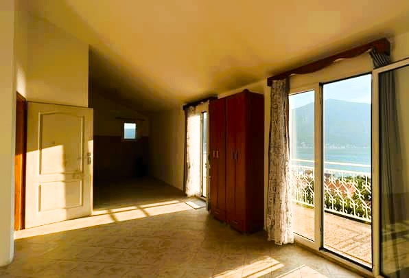 Apartment in Dobrota (Kotor)