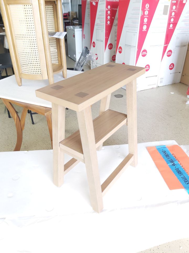 Better Homes & Gardens Parkridge Solid Wood Narrow Accent Styling Table, Natural Oak finish