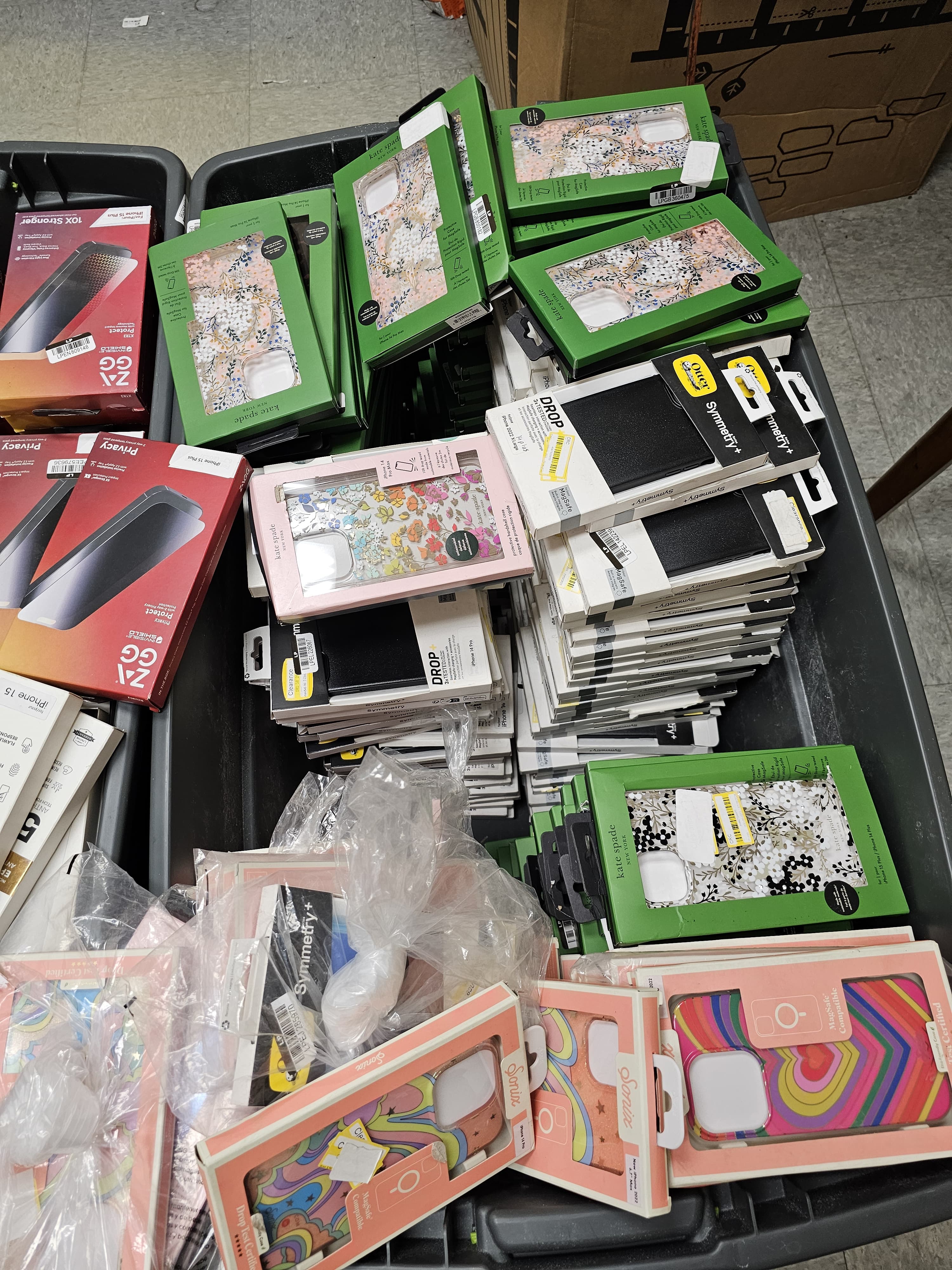 iPhone & iPad Cases, Screen Protectors ( Resellers Only)