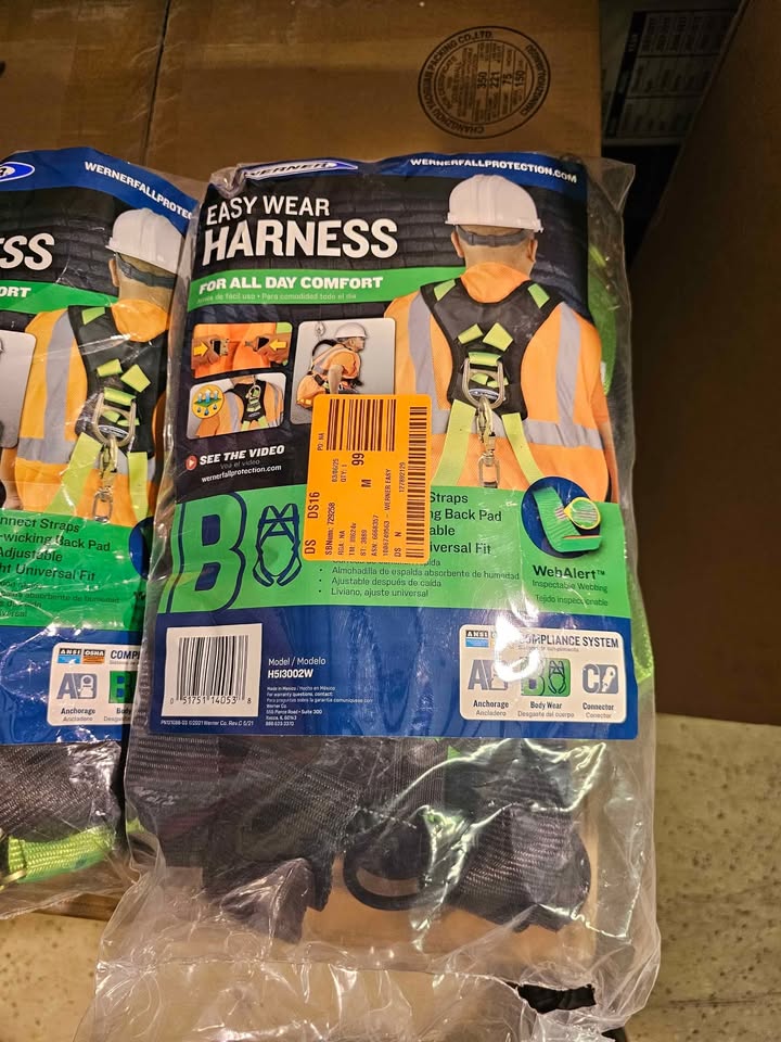 Werner Easy Wear Adjustable Fall Protection Safety Harness (D-Ring)