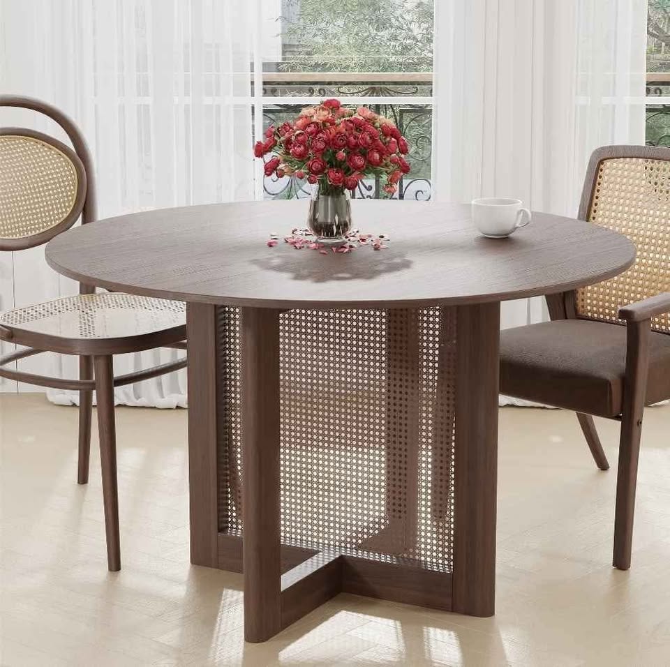 Cinna 46" Soild Wood Dining Table Rattan Round Kitchen Table, Walnut