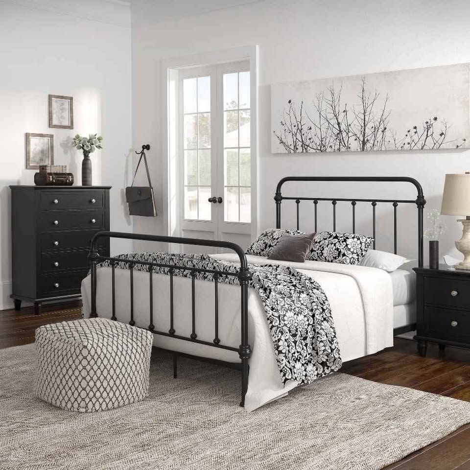Weston Home Nottingham Metal Full Bed, Antique Black